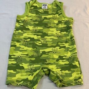 Star Wars - 24M - Green Camo Baby Romper/Jumpsuit one piece outfit